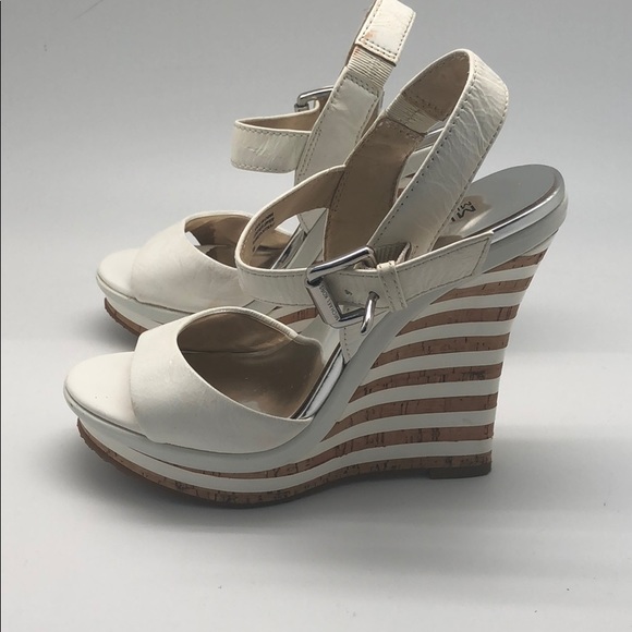 Authentic Michael Kors Wedge Sandals size 6 - Picture 3 of 8